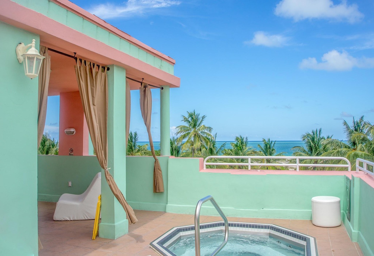 south beach, florida, view, scenic, ocean, vacation, travel, blue sky, water, architecture, sky, tropical, palm, nature, blue, summer, resort, colorful, skyline, tourism, hotel, luxury, hot tub